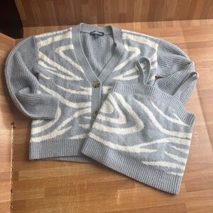 Freshman Kids' Swirl Cardigan and Swirl Sweater Camisole. Size 8/10